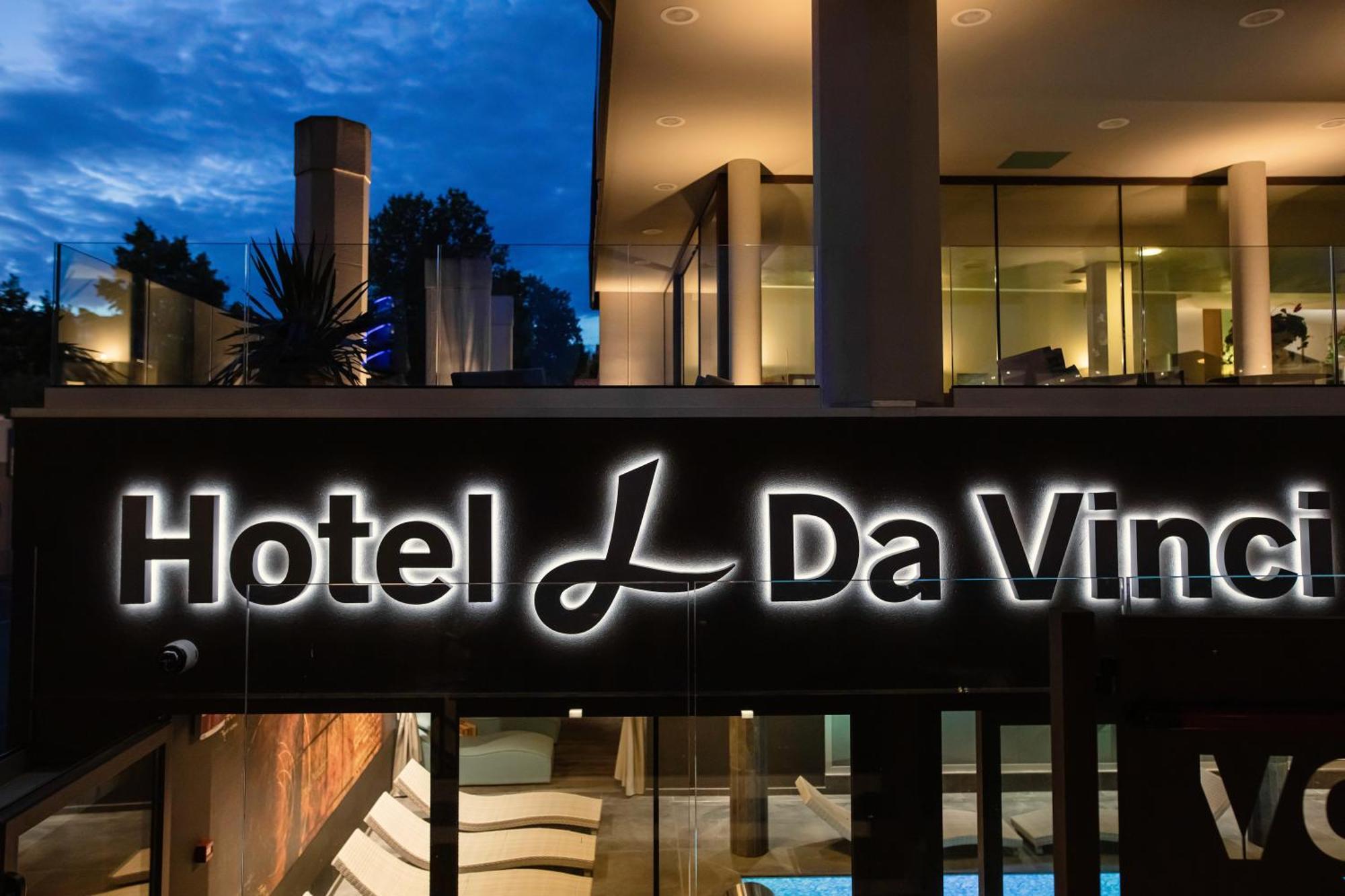 Hotel Leonardo Da Vinci Wellness Spa Μπιμπιόνε Εξωτερικό φωτογραφία