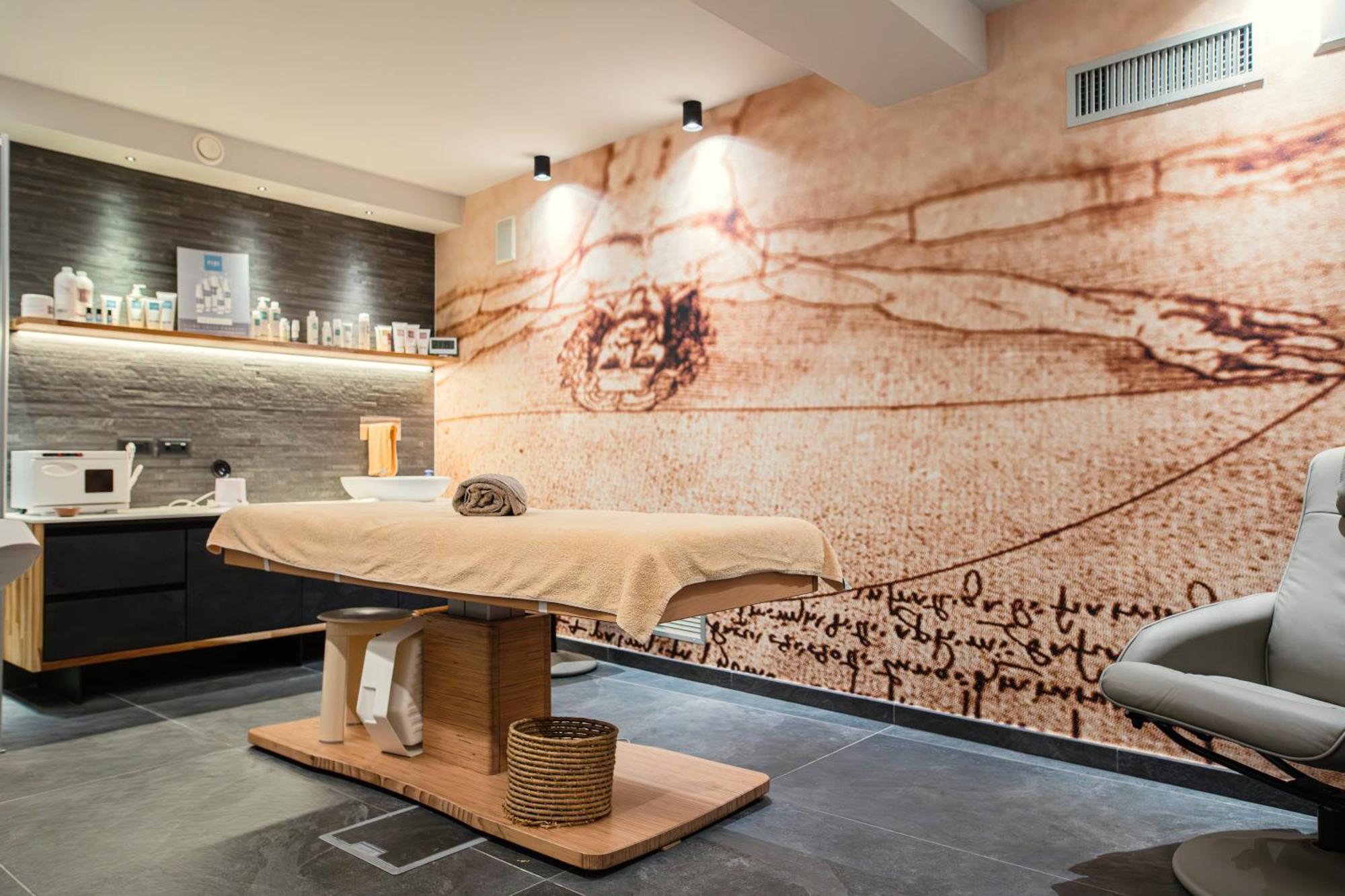 Hotel Leonardo Da Vinci Wellness Spa Μπιμπιόνε Εξωτερικό φωτογραφία