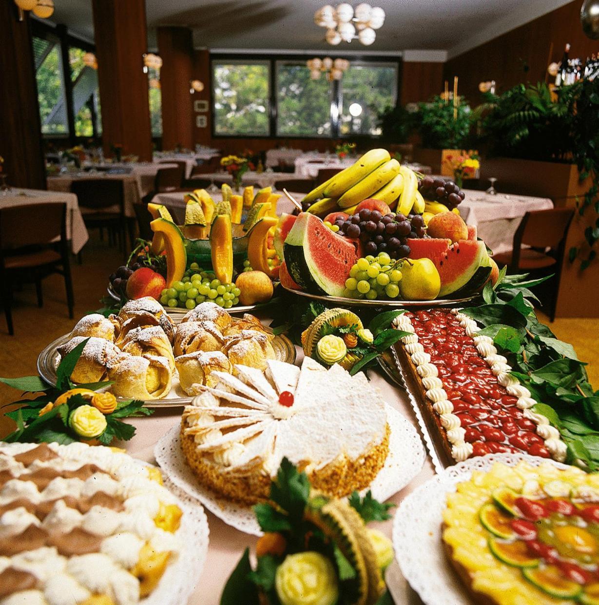 Hotel Leonardo Da Vinci Wellness Spa Μπιμπιόνε Εξωτερικό φωτογραφία