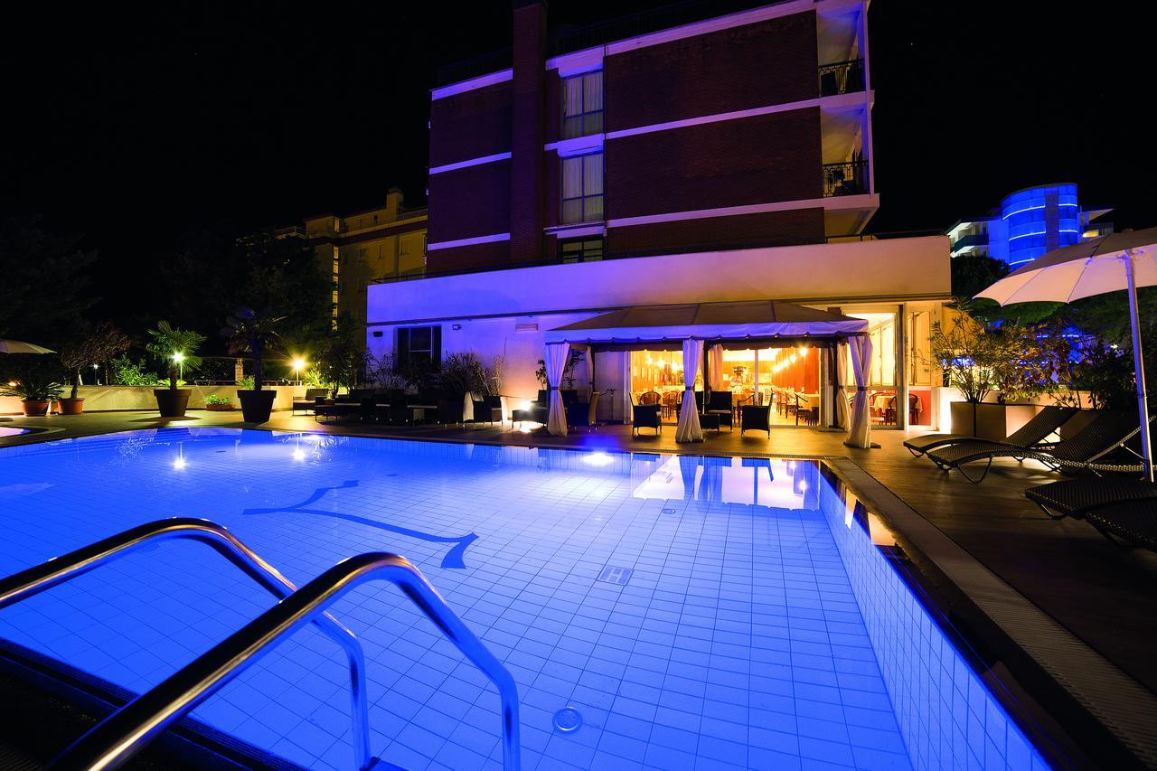 Hotel Leonardo Da Vinci Wellness Spa Μπιμπιόνε Εξωτερικό φωτογραφία