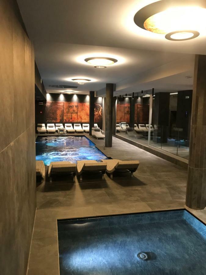 Hotel Leonardo Da Vinci Wellness Spa Μπιμπιόνε Εξωτερικό φωτογραφία